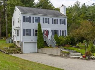 376 Essex Ave, Gloucester, MA 01930