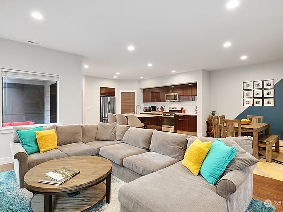 5th image of 32746 Madrona Avenue SE
