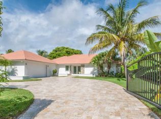 961 S Atlantic Dr, Lantana, FL 33462