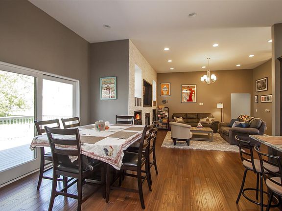 4th image of 4439 Wynnewood Dr