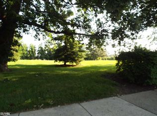 11439 Common Rd, Warren, MI 48093