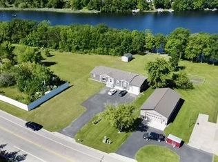 1626 E Lake Victoria Rd SE, Alexandria, MN 56308