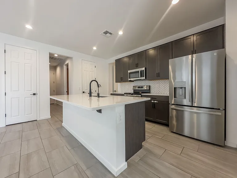 2554 S 179th Dr — Photo 8