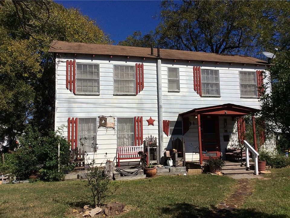 1st image of 145 E Liberty St