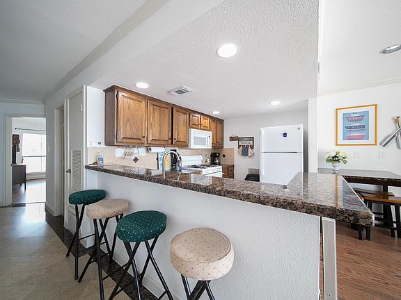 5th image of 7041 Kingston Cove Ln APT 255