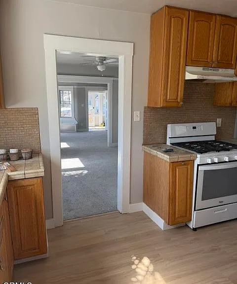 325 Central Ave — Photo 5