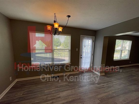 4th image of 5762 Mimosa Dr