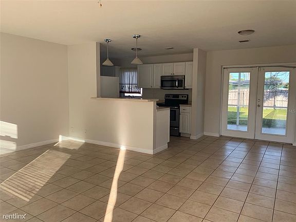 5th image of 309 Granada Blvd