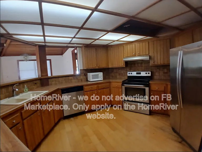 4069 SW Saint Lucie Shores Dr — Photo 4