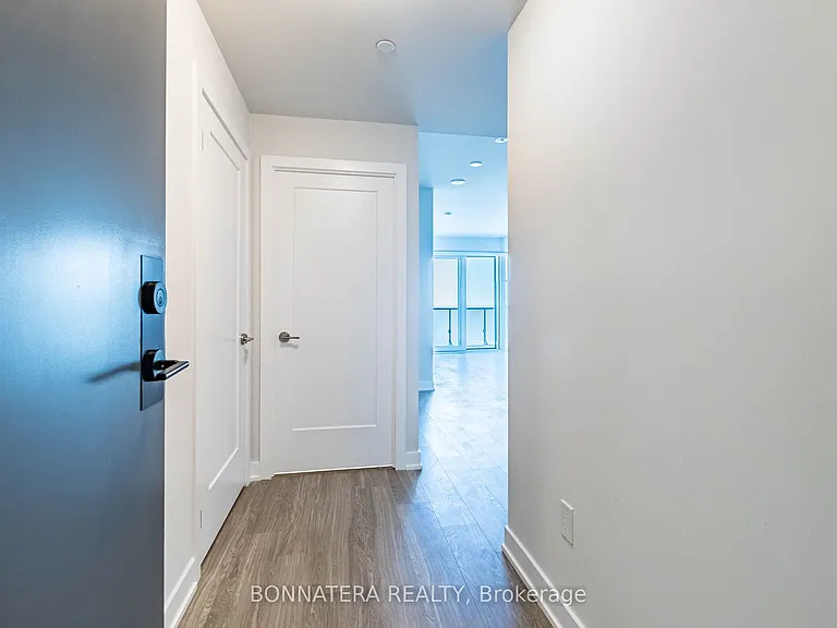 430 Square One Dr #4309 — Photo 8