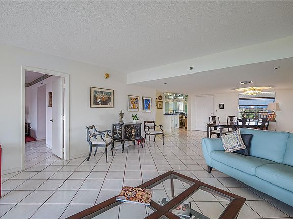 5th image of 3910 Inverrary Boulevard #805-B