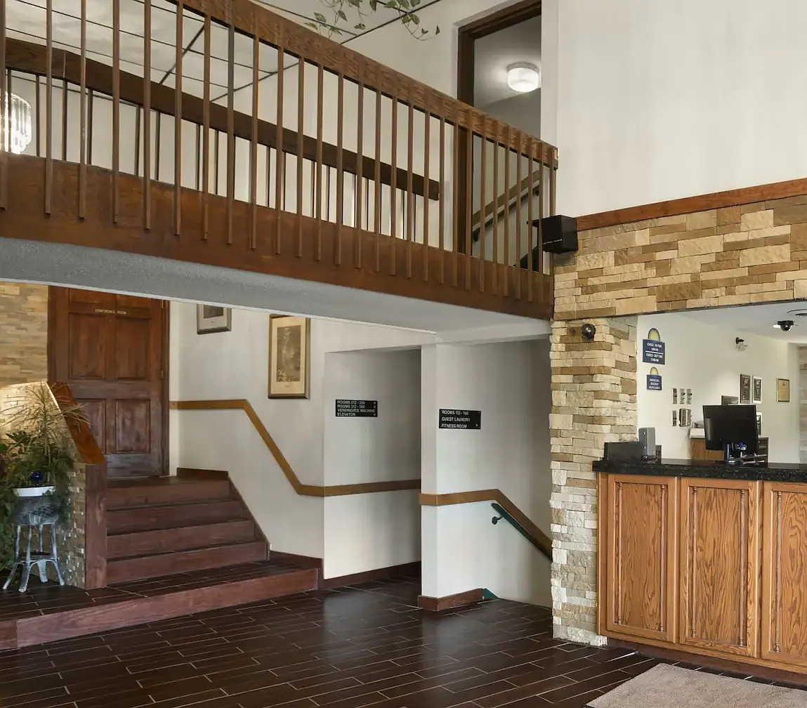 Simplicity Suites - Apartment Community — Photo 3