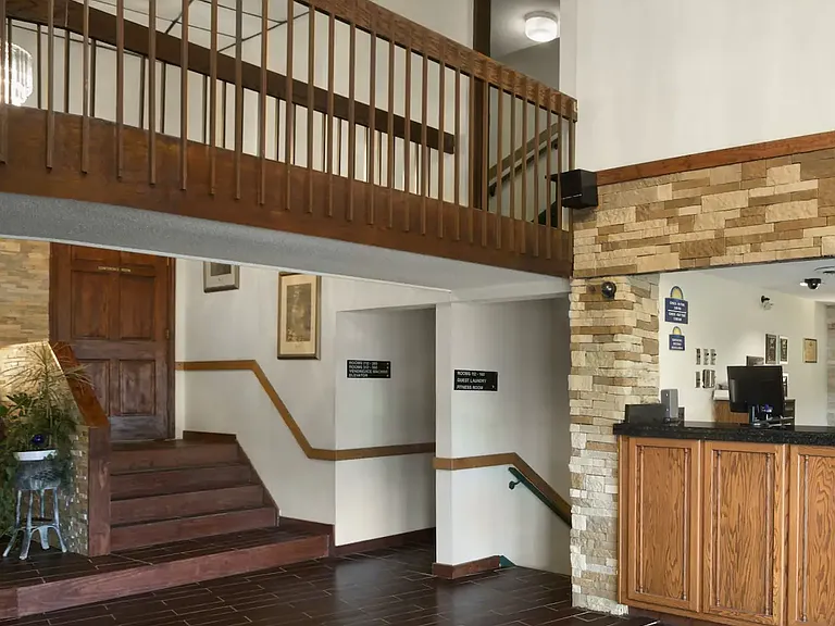 127 W Byers Ave #114 — Photo 3