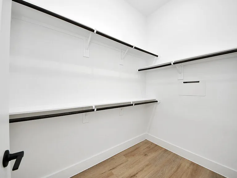 3310 Hardy St — Photo 20
