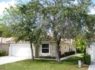 6108 Willoughby Cir, Lake Worth, FL 33463