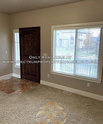 3rd image of 4074 W Cypress