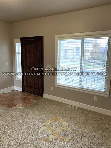4074 W Cypress — Photo 3