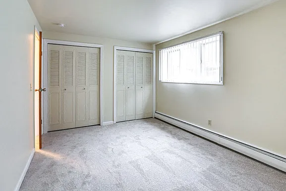 Master Bedroom - 2 Closets