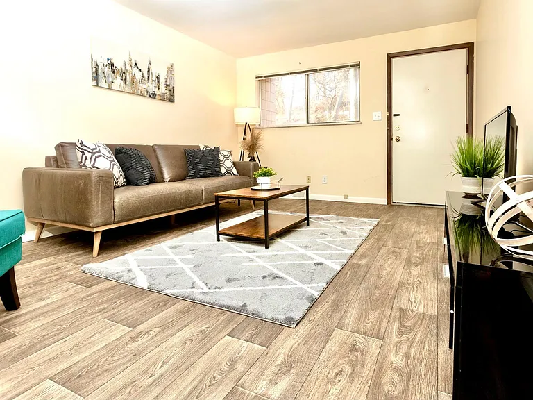 32 McElree Rd #B4 — Photo 3