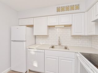 1840 Burton Dr APT 213, Austin, TX 78741