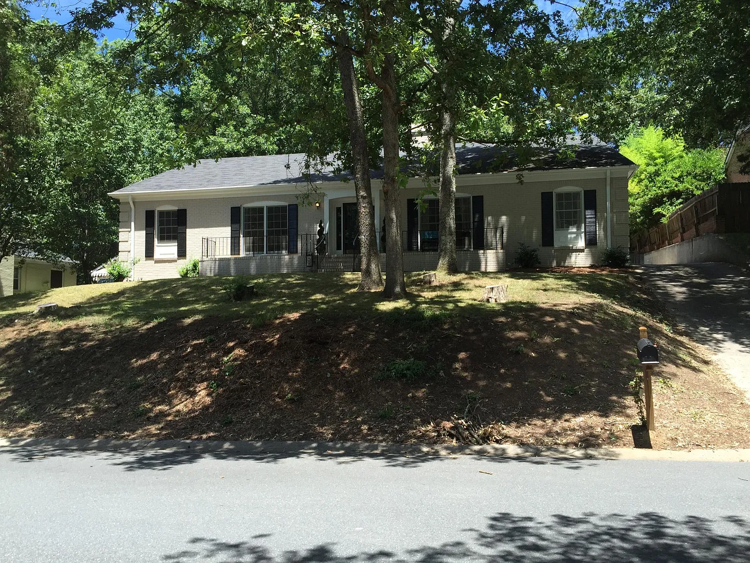 9101 Tree Haven Dr — Photo 2