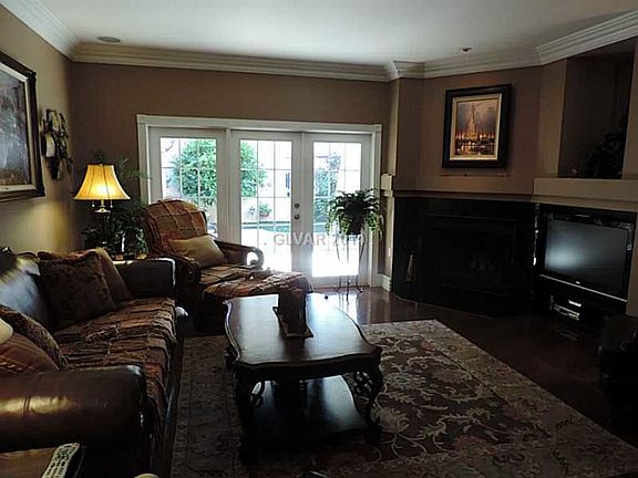 4th image of 449 Purple Finch Dr