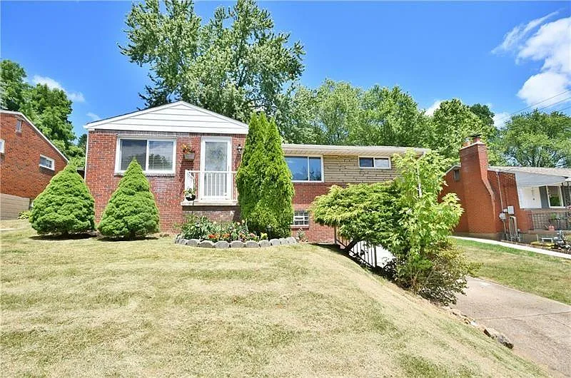 536 Dunn Dr photo 1
