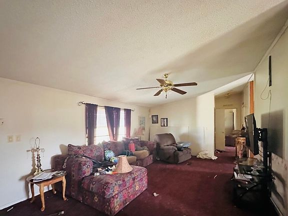 5th image of 25 Southridge Rd