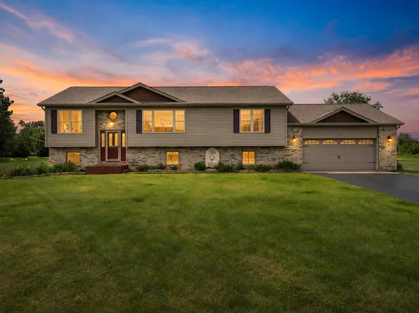 647 W 1100 N, Wheatfield, IN 46392