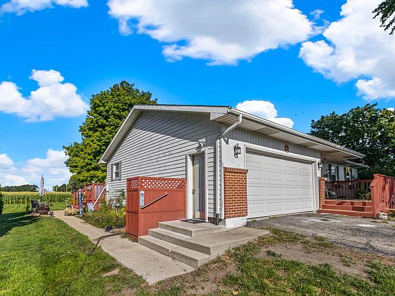 2nd image of 10481 Hussung Dr