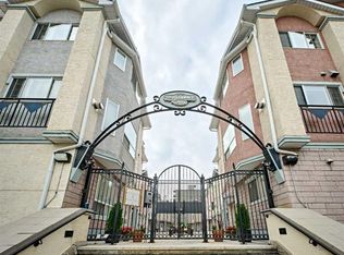 1535 N 11th St SW, Calgary, AB T2R1R3