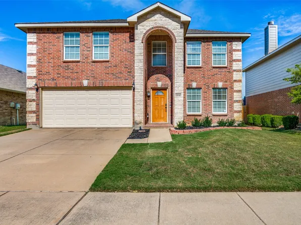 12641 Shady Cedar Dr, Fort Worth, TX 76244