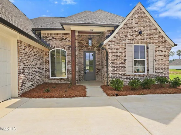 102 Katherine Ct, Madison, MS 39110