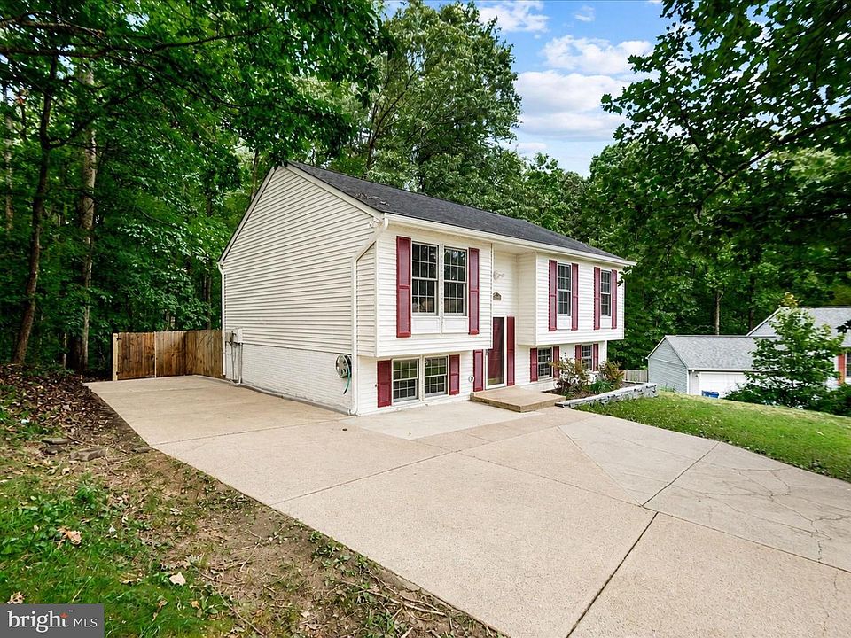 1st image of 6922 Ridge Way Dr