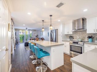 1038 Jeffery St, Boca Raton, FL 33487