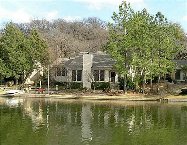 1st image of 1504 Creekford Dr