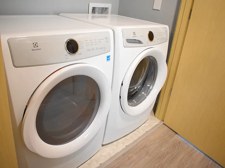 In Unit Washer and Dryer