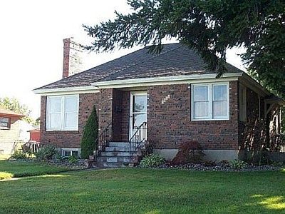 1940's Clinker Brick Downriver Area
