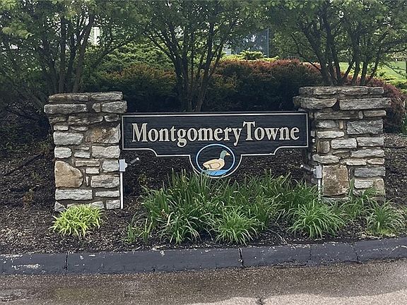 2nd image of 10856 Lakehurst Ct #89