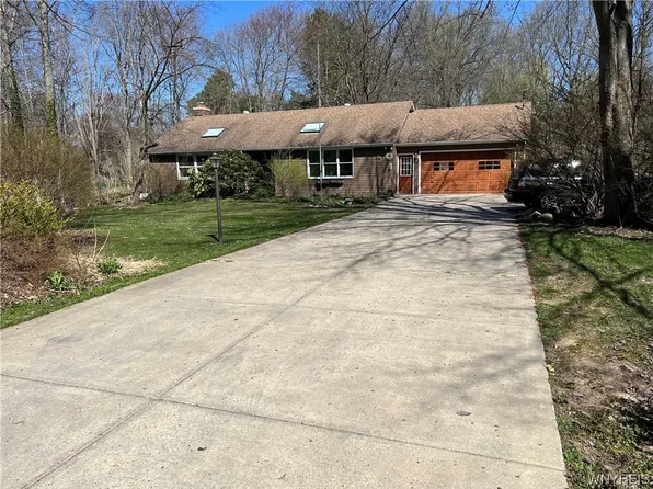 31 Sigman Ln, Elma, NY 14059