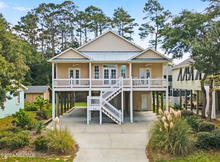 316 NE 49th St, Oak Island, NC 28465