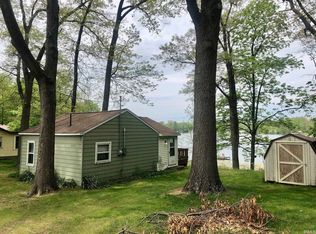 4992 E Shore Park Rd, Leesburg, IN 46538