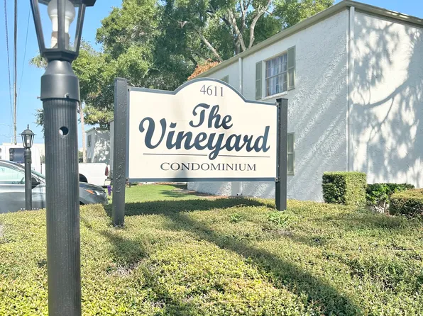 4611 W North B St APT 216, Tampa, FL 33609