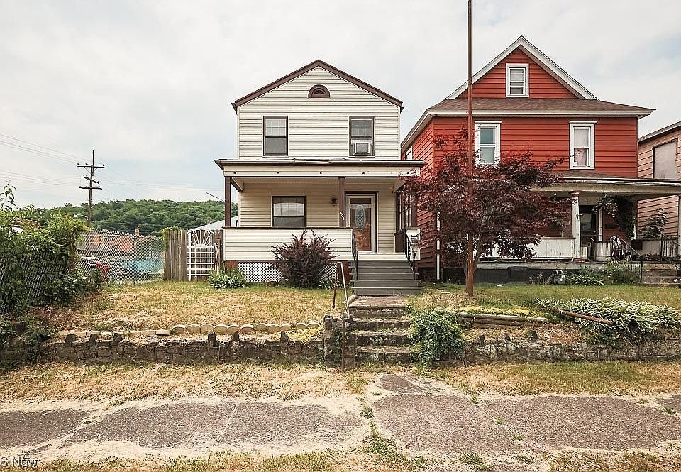 1st image of 405 Grant St