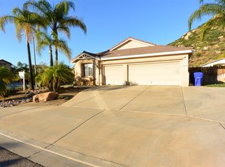 8346 Heath Cliff Ct, El Cajon, CA 92021