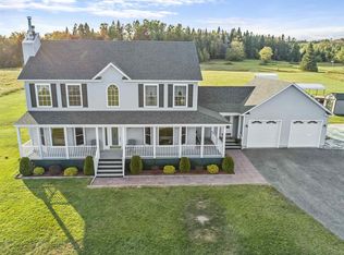 61 Bear Rock Rd, Colebrook, NH 03576