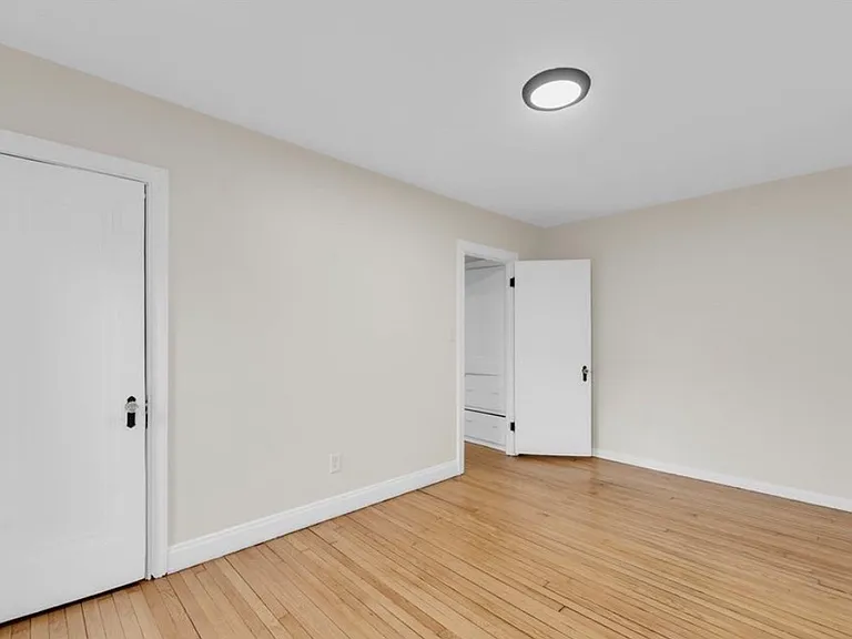 967 Oakland Ave #967 — Photo 12