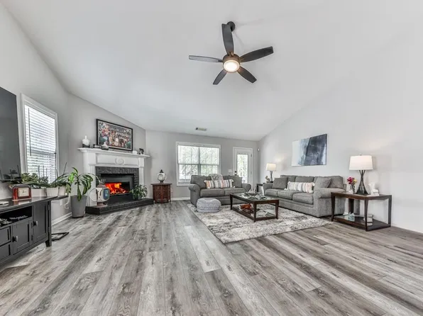 305 Nobleman Way, Canton, GA 30114