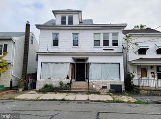 111 S Nicholas St, Saint Clair, PA 17970