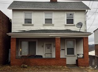 218 McCoy Rd, Mc Kees Rocks, PA 15136